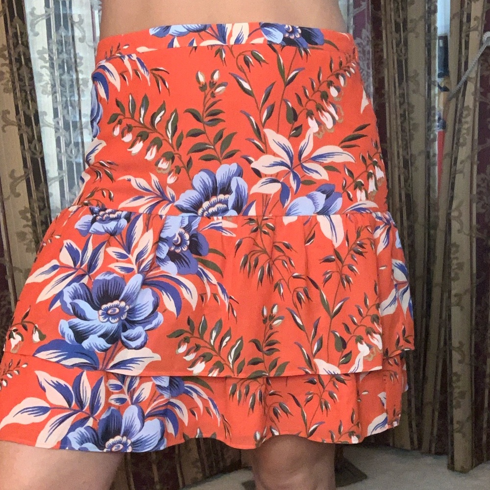 NWT LOFT red floral tiered skirt sz 4 - Picture 1 of 5
